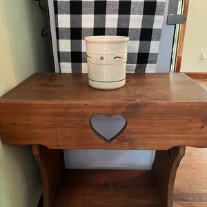 Longaberger Pottery Utensil Holder with Green Accent